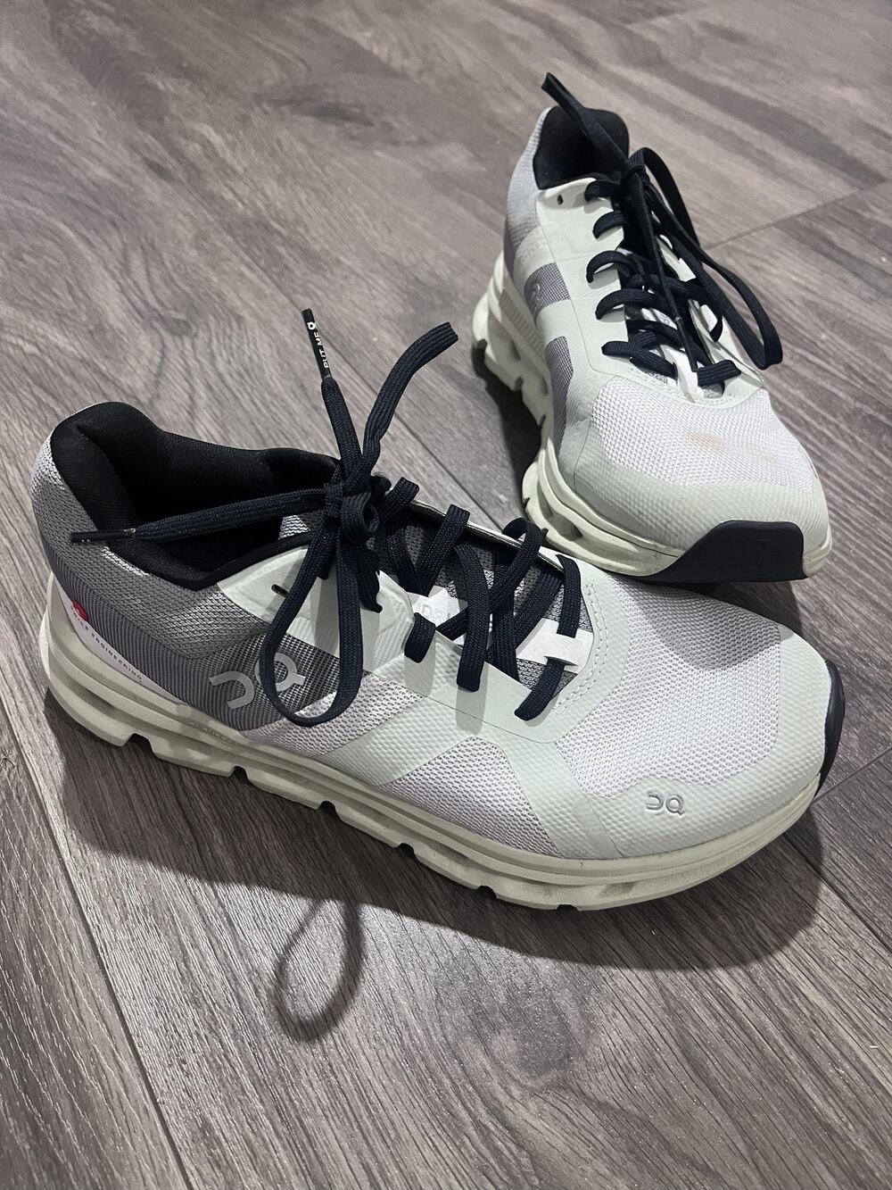 On Shoes Womens Size 6.5 White Cloudrunner Sneaker Breathable Lightweight